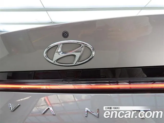 Hyundai Avante — фото 17