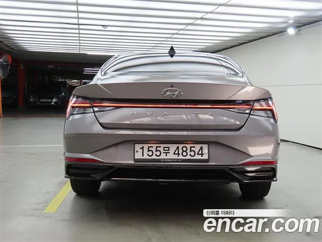 Hyundai Avante — фото 3