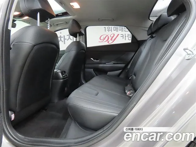Hyundai Avante — фото 6