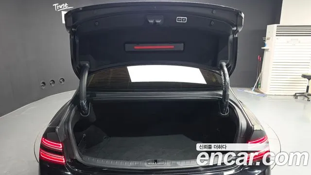 Genesis G80 — фото 19