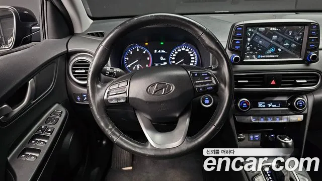 Hyundai Kona — фото 13