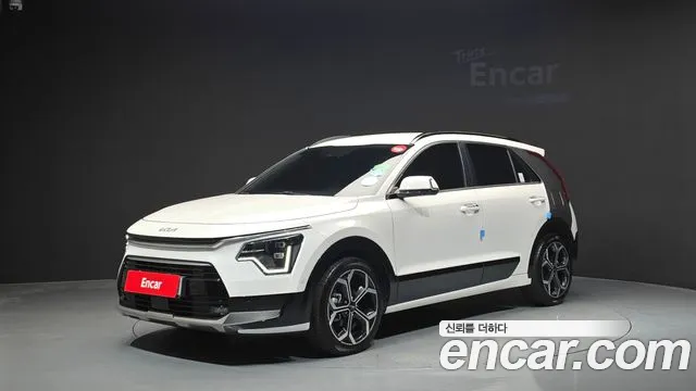 Kia Niro — фото 1