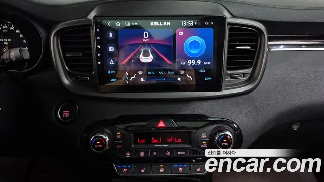 Kia Sorento — фото 12