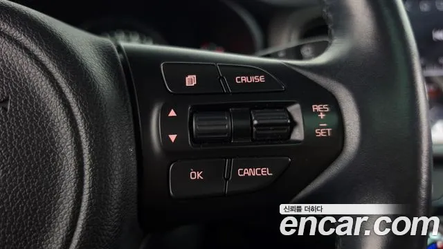 Kia Sorento — фото 16
