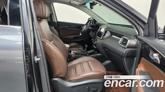 Kia Sorento — фото 26
