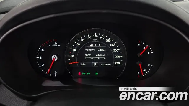 Kia Sorento — фото 8