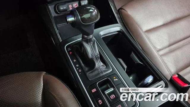 Kia Sorento — фото 9