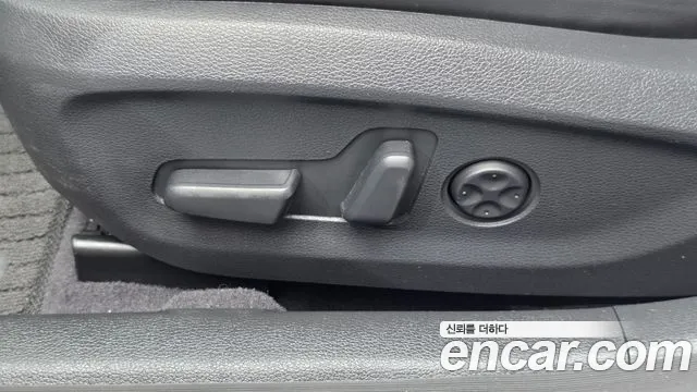 Hyundai Sonata — фото 31
