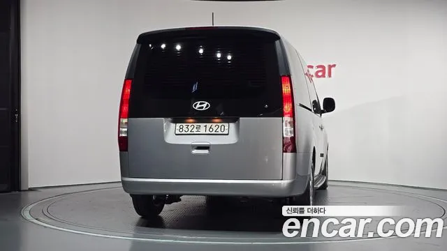 Hyundai Staria — фото 4