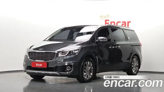 Kia Carnival — фото 1