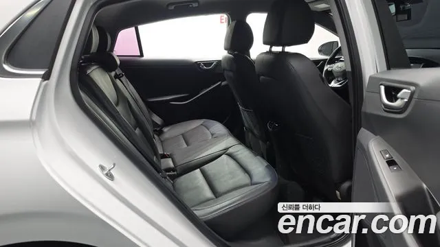 Hyundai Ioniq 5 — фото 12