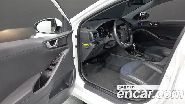 Hyundai Ioniq 5 — фото 10