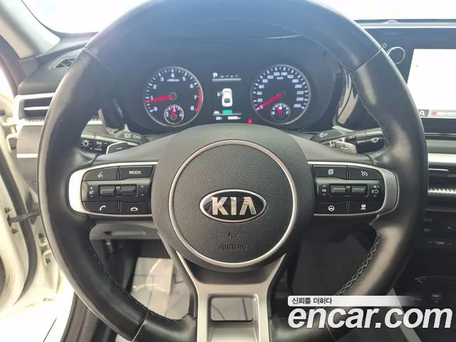 Kia K5 — фото 11