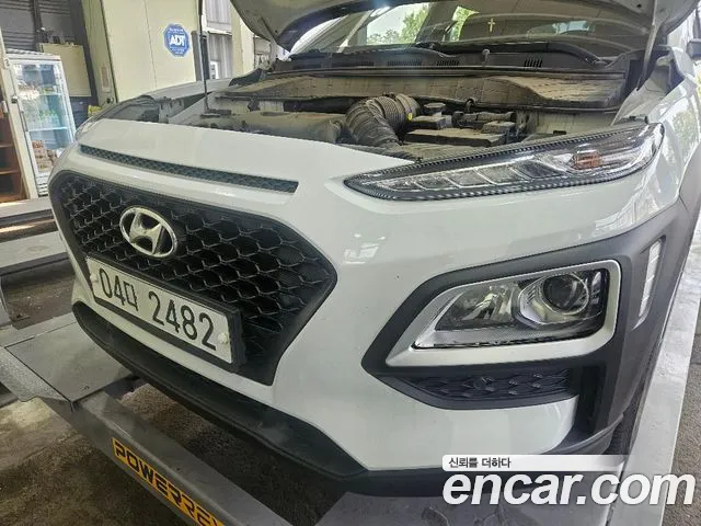 Hyundai Kona — фото 1