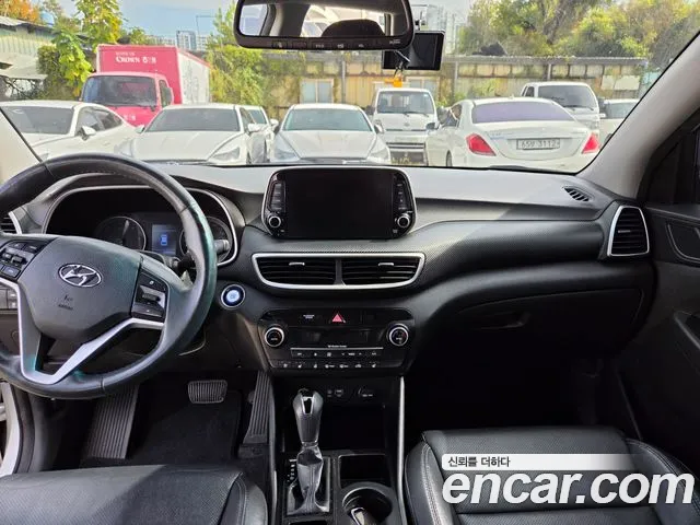 Hyundai Tucson — фото 15