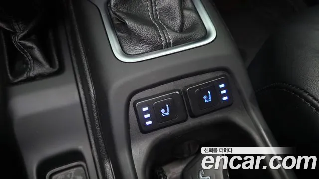 Jeep Wrangler — фото 19