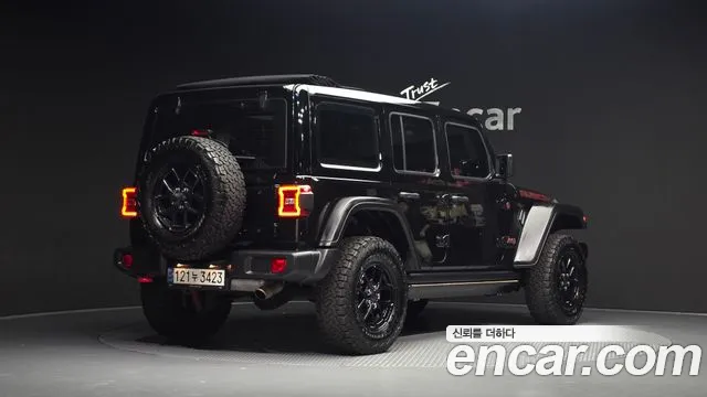 Jeep Wrangler — фото 2