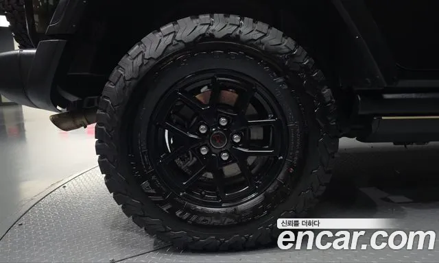 Jeep Wrangler — фото 5