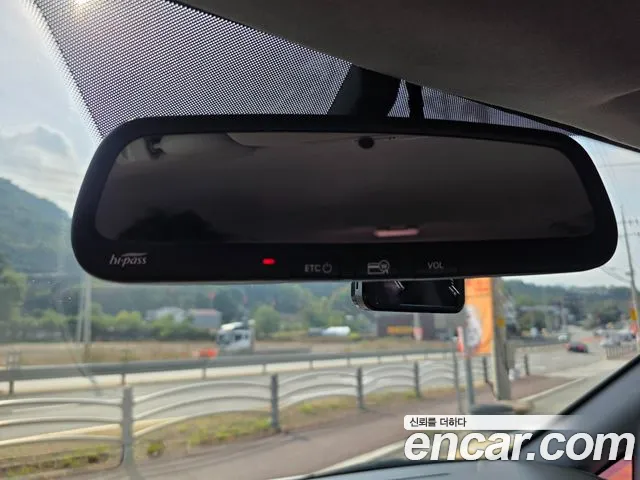 Hyundai Starex — фото 18