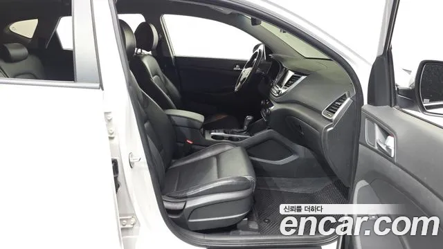 Hyundai Tucson — фото 26