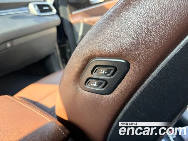 Kia Sorento — фото 12