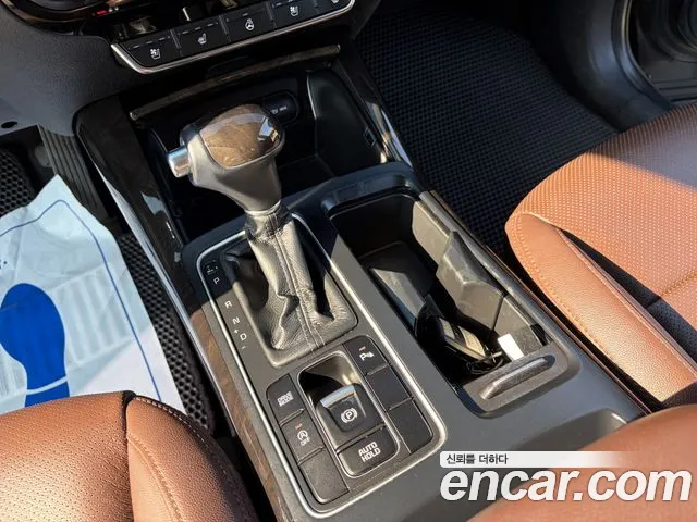 Kia Sorento — фото 13