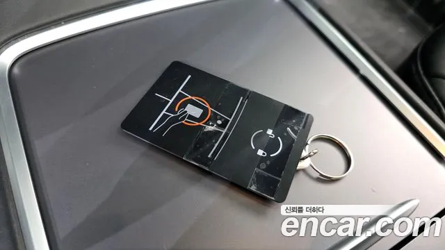 Tesla Model 3 — фото 16