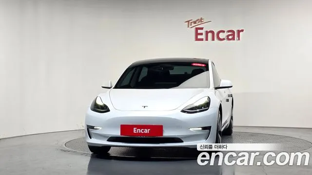 Tesla Model 3 — фото 3