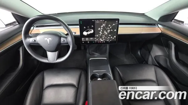 Tesla Model 3 — фото 7