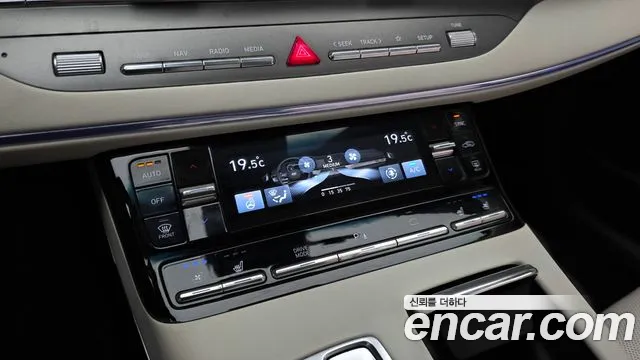 Hyundai Grandeur — фото 17