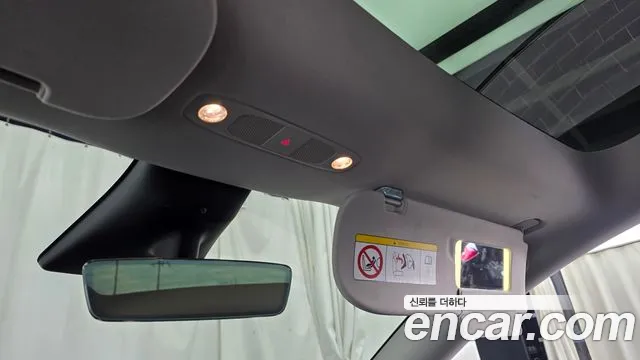Tesla Model Y — фото 17