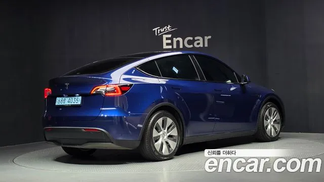 Tesla Model Y — фото 2
