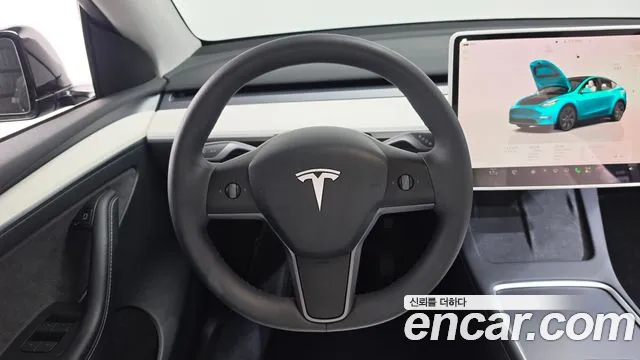 Tesla Model Y — фото 15