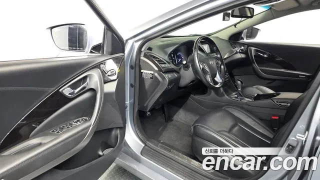 Hyundai Grandeur — фото 10