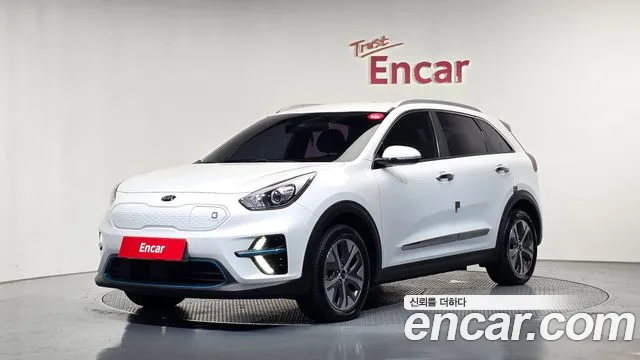 Kia Niro — фото 1