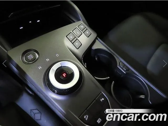 Kia Sportage — фото 12