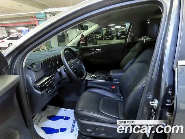 Kia Sportage — фото 6