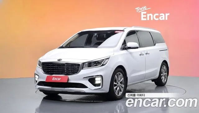 Kia Carnival — фото 20