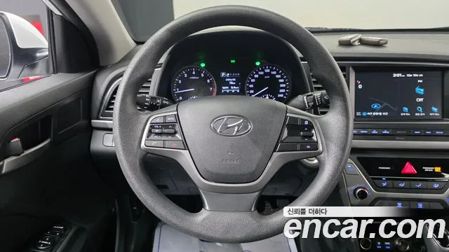 Hyundai Avante — фото 14