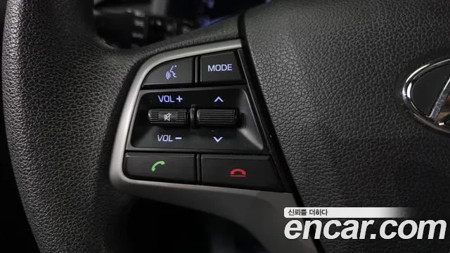 Hyundai Avante — фото 16
