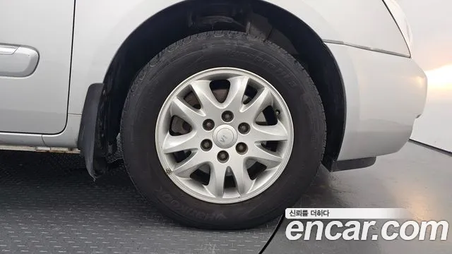 Kia Carnival — фото 21