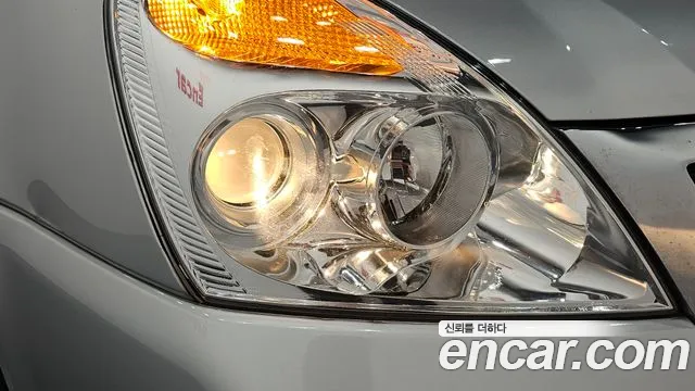 Kia Carnival — фото 22