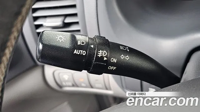 Kia Carnival — фото 28