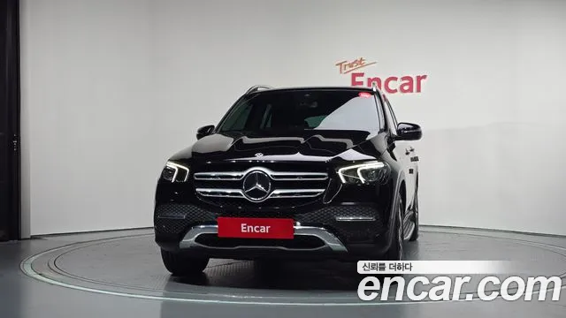 Mercedes-Benz GLE-Class — фото 3