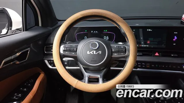 Kia Sportage — фото 13
