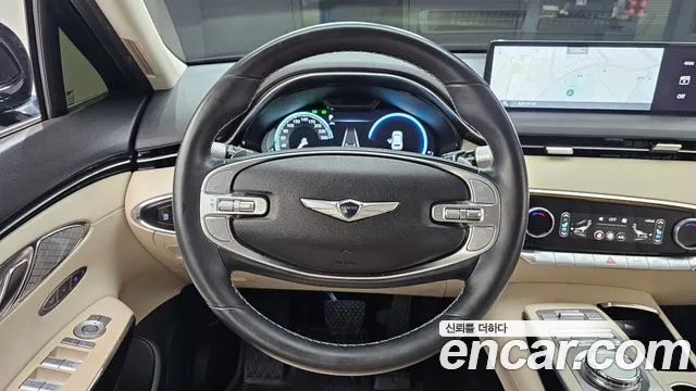 Genesis GV70 — фото 13