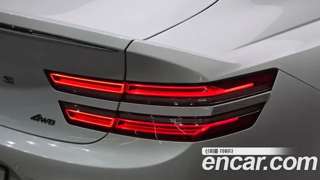 Genesis G80 — фото 23