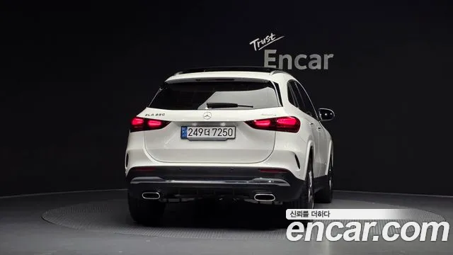 Mercedes-Benz GLA-Class — фото 4
