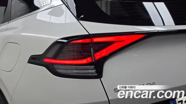 Kia Sportage — фото 23