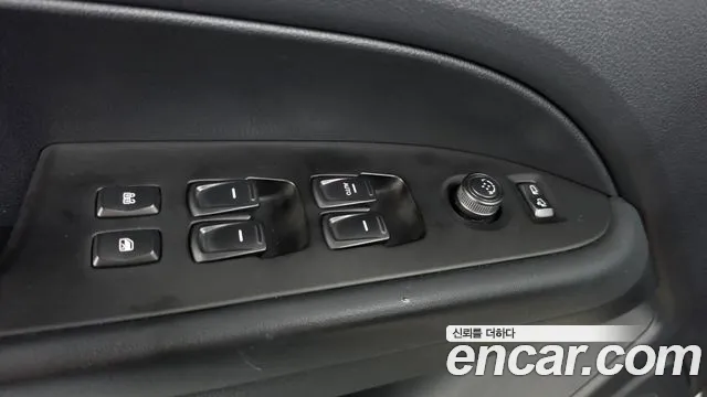 KG_Mobility_Ssangyong Rexton — фото 30